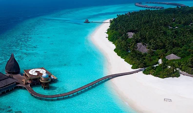La isla del Hotel Anantara Kihavah Maldivas Villas